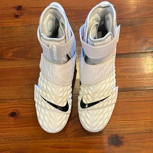 Nike Force Savage Elite 2 TD White/Blk Football Cleats AH3999-100 Mens 13.5 NEW